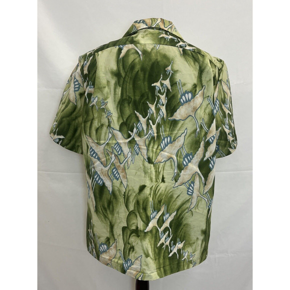 Malihini Hawaii Designer's Collectors Men's Green With Bird Print Hawaiian Shirt - Picture 3 of 9